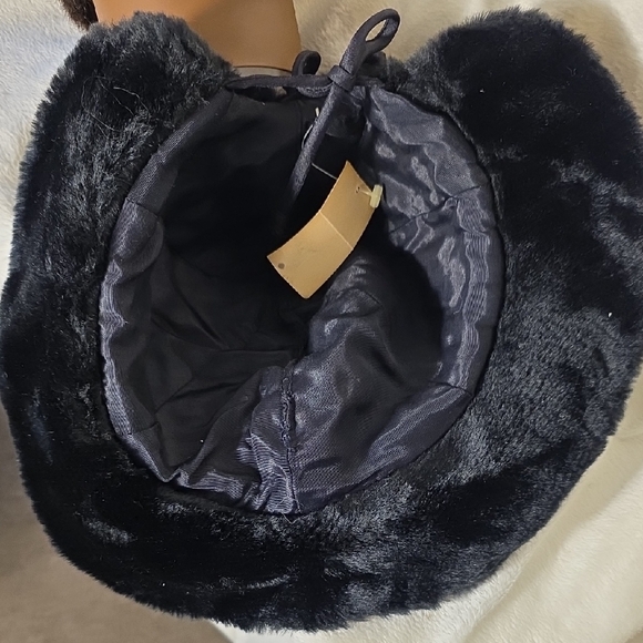 Source Unknown Black Faux Fur Hat - Picture 7 of 7